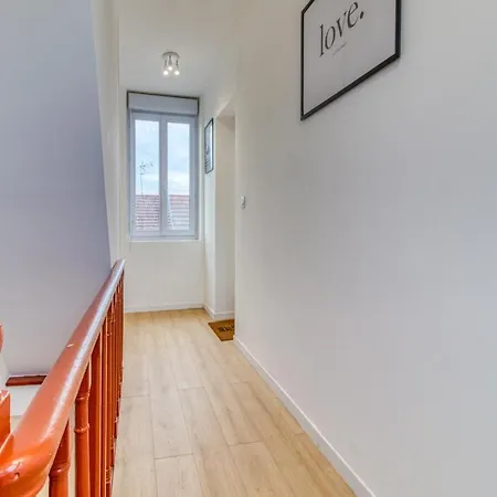 1225location Apartment