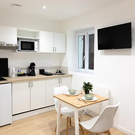 1225location Appartement *